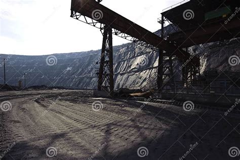 Extraction Of Iron Ore Stock Photo Image Of Production 15194924