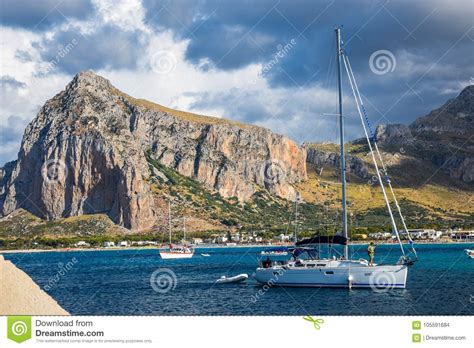 Sailing In Sicily Editorial Stock Image Image Of Trapani 105591684