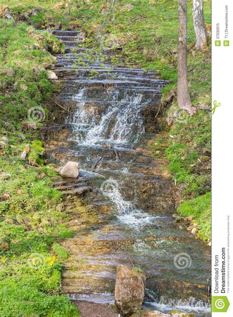 Waterfall Ravine Stock Image Image Of Scenic Peaceful 37632915