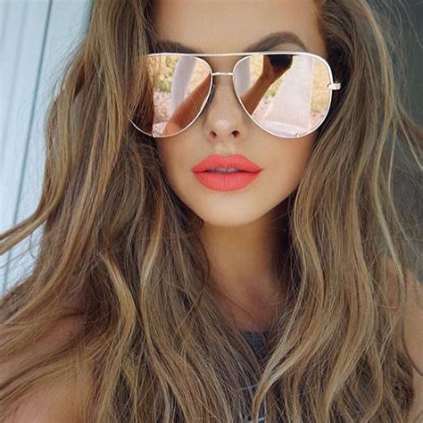 14 Cool Way To Style Your Sunglasses For Girls Mirrored Sunglasses