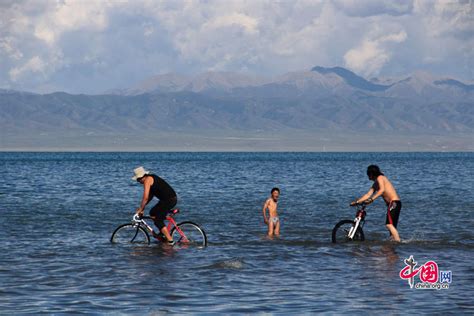 Beautiful Scenery Of Qinghai Lake Cn