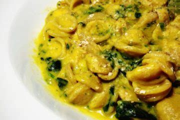 Il dolce nacque nel 1500 e sembra che la ricetta che napoletana fu perfezionata in un convento consumato preferibilmente a pasquetta un altro piatto tipico è il carciofo arrostito. Le ricette dei primi piatti napoletani e campani della ...