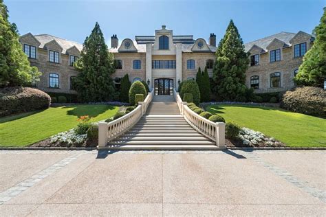 Tyler Perrys Former 17 Acre Atlanta Estate Includes 35000 Sq Ft