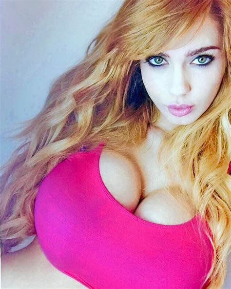 𝑨𝒅𝒓𝒊𝒂𝒏𝒂 𝑨𝒍𝒆𝒏𝒄𝒂𝒓 dri alencar Instagram photos and videos Curvy girl Sexy Blonde goth