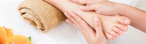 Giữa một thị trường massage đầy tiêu cực, kỳ quang minh như một bông hoa tỏa hương thơm ngát, mang cho đời rực ánh quang minh. EXPERIENCE: GET A BLIND MASSAGE IN HO CHI MINH - Izyviet