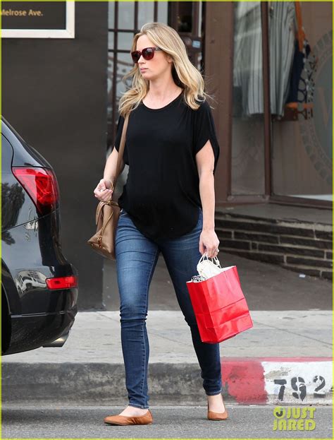 Emily Blunt Gets In A Pampering Day In Los Angeles Photo 3025363