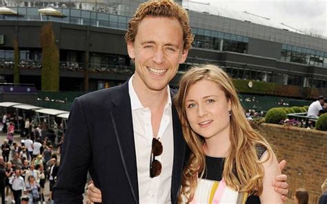 They walked on the beach again with hiddleston's mother and older sister sarah. Married Sarah Hiddleston - Web Lanse