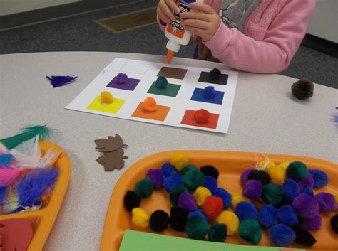 Best 25 Preschool Color Crafts Ideas On Pinterest Summer Activities