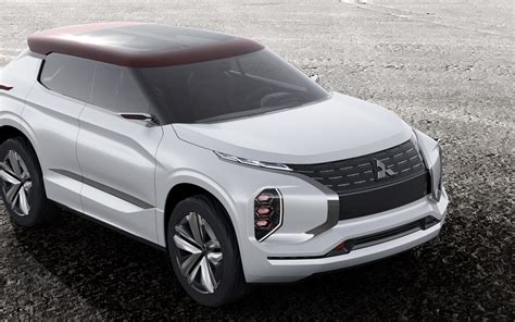 Mitsubishi Unveils New Plug In Hybrid Suv With ~75 Miles Of Range Gt