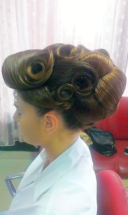 Pin By Sharon Wright On Updos Sleek Hairstyles Long Hair Models