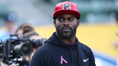 Michael Vick Says He Wont Be Unretiring To Play In Fan Controlled