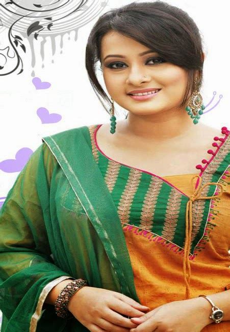 Free Beauty Pictures Bangladeshi Models Actress Purnima Hot Sexy HD Pictures Saree And Biography