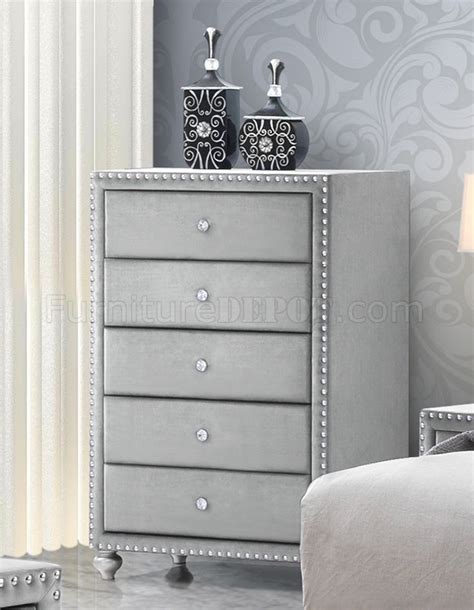 Alana Bedroom Set 5pc In Silver Velvet Fabric