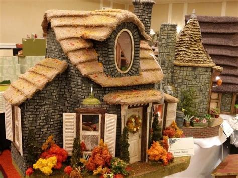That's why breadcrumbs were invented! How to make house from paper mache - Simple Craft Ideas