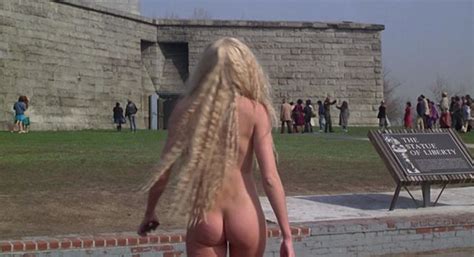 Nude Video Celebs Daryl Hannah Nude Splash 1984