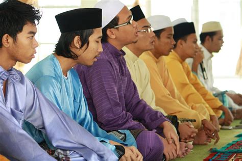 Tuti indrayani & keluarga turut hadir dalam lebaran idul adha tahun ini. Kenangan Sepanjang Program Hari Raya Aidil Adha @ KPMB ...