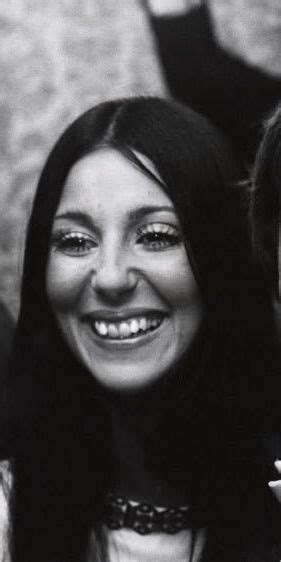 Cher With Her Original Nose And Teeth She Was A Fool To Get Any