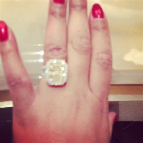 Ring Wars Tamar Braxton Shows Off Her Ginormous Christmas
