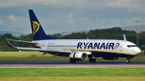 Furious Ryanair Passengers ‘take Plane Hostage After Seven Hour Delay Daily Telegraph