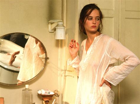 The Sexiest Female Nude Scenes In Movies