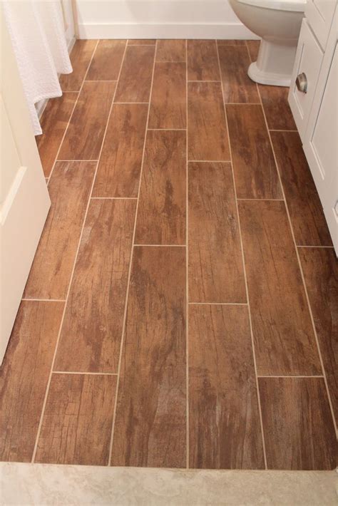 28 Interesting Ideas And Pictures Of Wooden Floor Tiles For Bathroom 2020