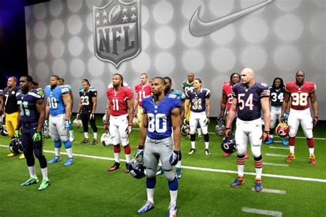 Nikes New Nfl Uniforms To Boost Firms Apparel Offerings Wsj