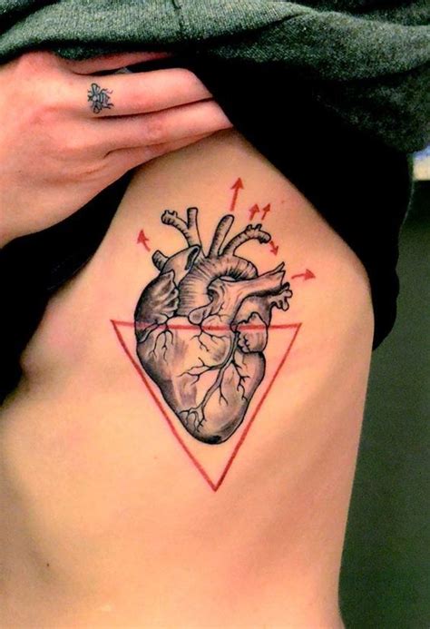 el verdadero significado de los 25 tatuajes más populares anatomical heart tattoo heart