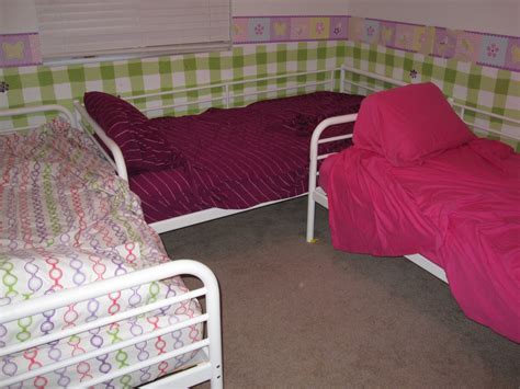 3 Twin Beds In A 10x10 Roomno Bunk Beds Babycenter