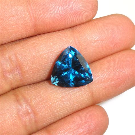 Gemstones London Blue Topaz Trillion 13mm 1033 Carat Topaz 1033