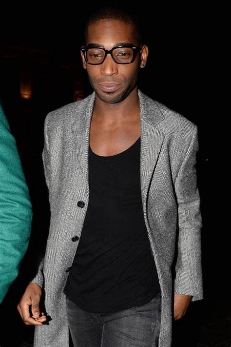 Patrick chukwuemeka okogwu (born 7 november 1988), better known by his stage name tinie tempah, is a british rapper, singer, composer and entrepreneur. Tinie Tempah: It Was 'Great' to High-Five Prince William