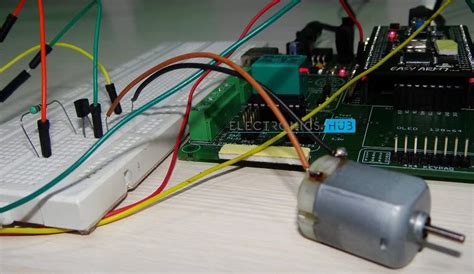 To study the methods of controlling the speed of separately excited dc motor. Speed Control of DC Motor using ARM7 LPC2148