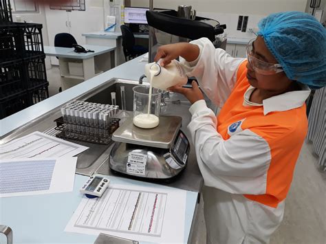 Lab testing of milk - Riverina Fresh