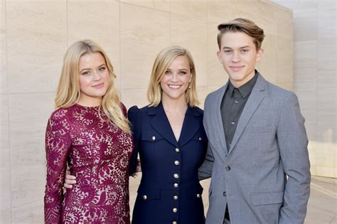 Ava And Deacon Phillippe At Thr Event With Reese Witherspoon Popsugar Celebrity Photo 3