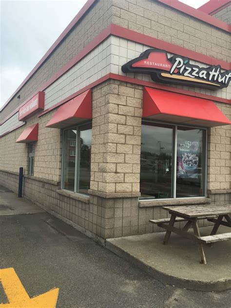 But, if you are planning to go out at pizza hut then you must know that shop is not closed. Pizza Hut - Menu, Hours & Prices - 581, boul Wilfrid-Hamel ...