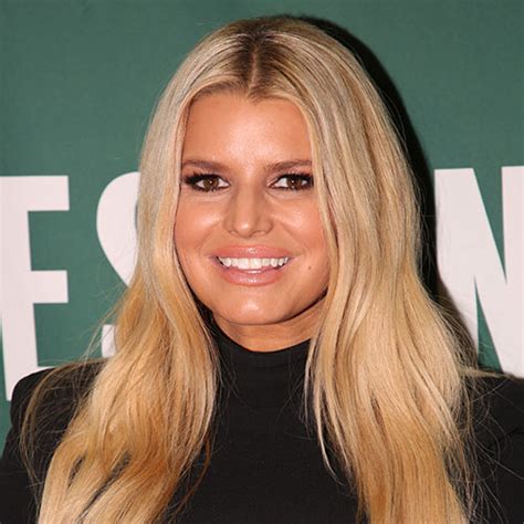 Jessica Simpson Looks Unrecognizable Now Fans Are Freaking Out