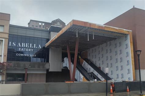 Isabella Eatery Will Finally Let Shoppers Carry Beer Around Tysons