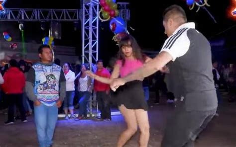 Aprende A Bailar Cumbia Sonidera Buap Ofrece Cursos El Sol De Puebla