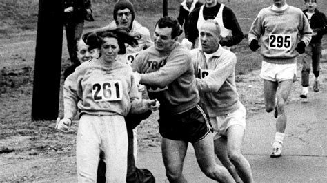 Les Grands R Cits Marathon De Boston Kathrine Switzer La Femme Qui A Fait Courir Toutes Les