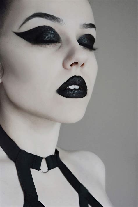 pin by ilion jones on gothic punk vampire goth beauty goth glam goth model