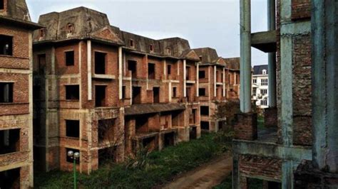 A Ghost Town On The Edge Of Hanoi Lideco B C An Urbex Heaven