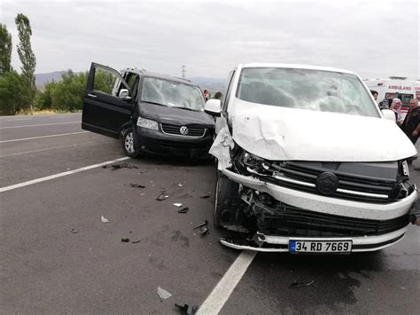 sivas ta trafik kazası 6 yaralı haberler