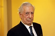 Mario Vargas Llosa recebe alta do hospital após sofrer queda em casa | VEJA