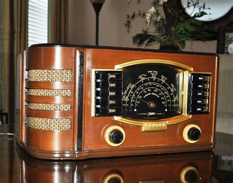 Electronics & Accessories retro radio Vintage Radio 'Donbass-304 ...