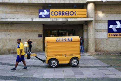 Bndes acelera estudos sobre privatização dos correios para que venda possa ocorrer até o final de 2021 (elza fiúza/agência brasil/agência brasil). Privatização dos Correios ficará para 2021, diz secretário ...