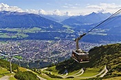 Innsbruck plný aktivit. Igloo party, Křišťálový svět i zoo - Premiumsports