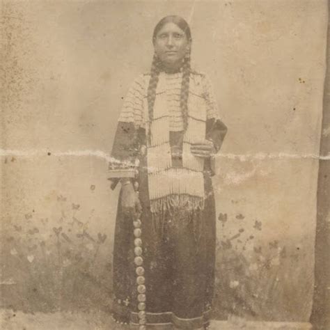 Oglala Woman Circa 1885 Native American Photos Native American Women Native American History