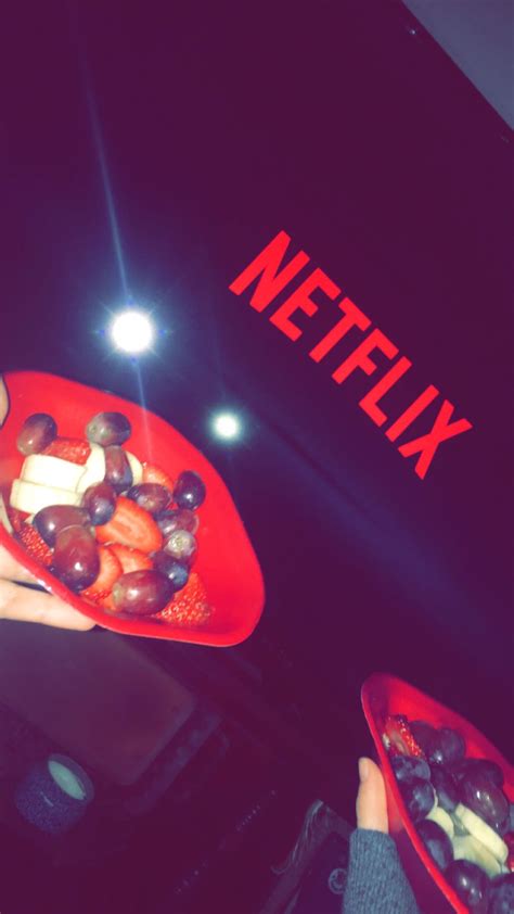 Netflix And Fruit 💕‼️