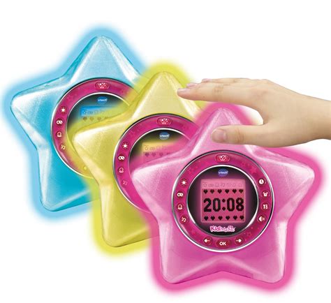 Door het geluidsarme u urwerk van de wekker is deze zeer stil en stoort de slaap van het kind niet design: VTech KidiMagic StarLight wekker met sfeerlicht 22 cm roze - Internet-Toys