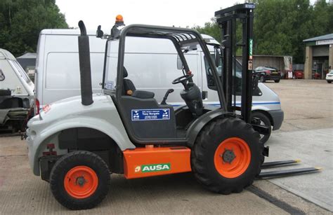 tjn services forklifts hire sale service norwich