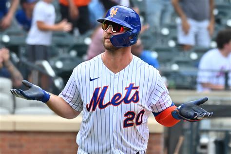 mets-pete-alonso-is-larger-than-life